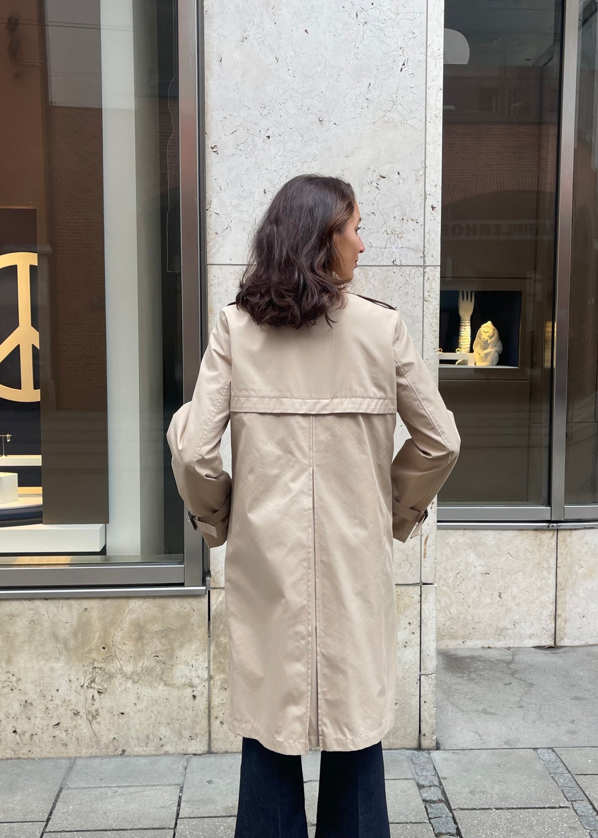 Klassischer Trenchcoat