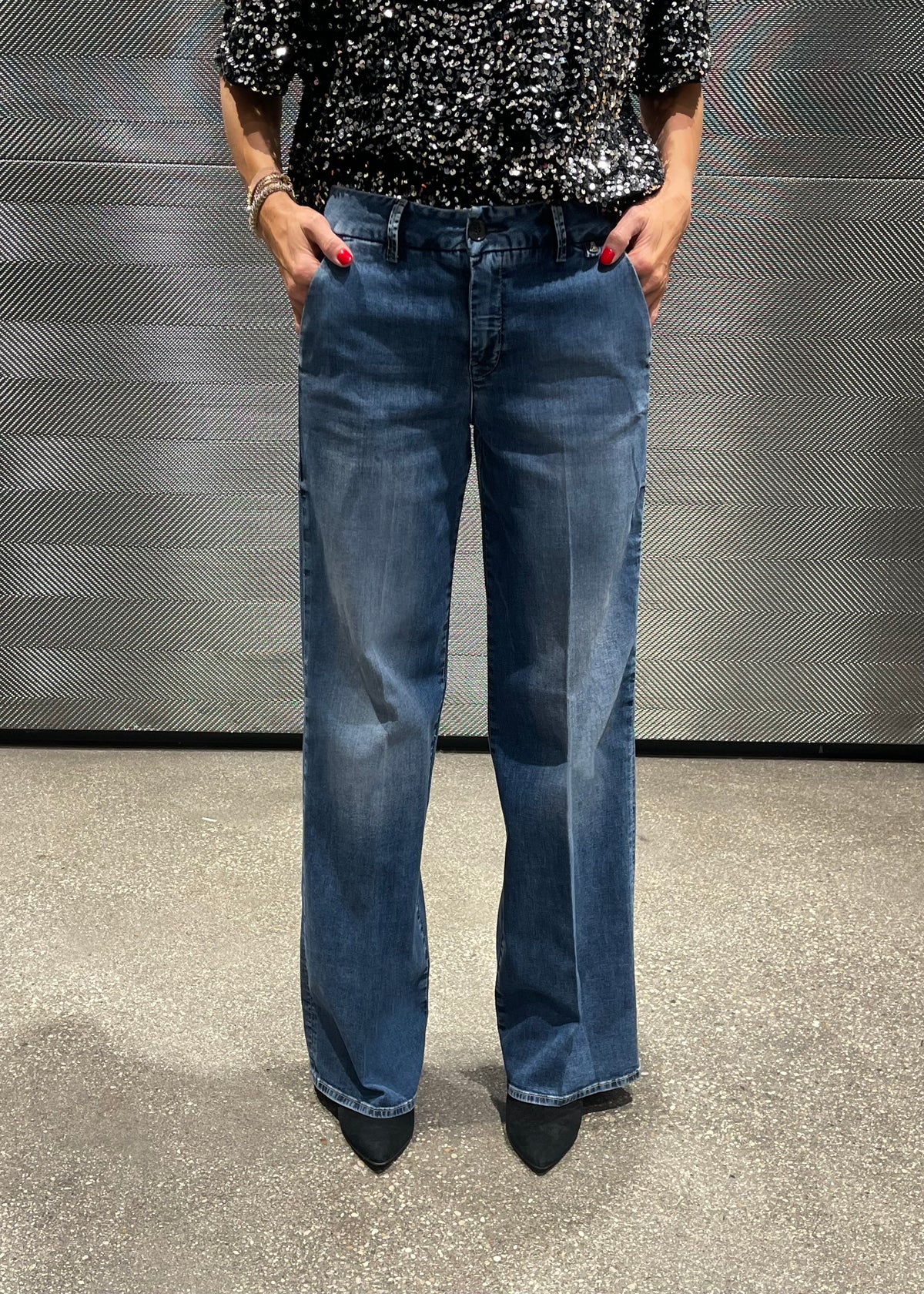 Jeans High Waist Flared &#39;Mittelblau&#39;